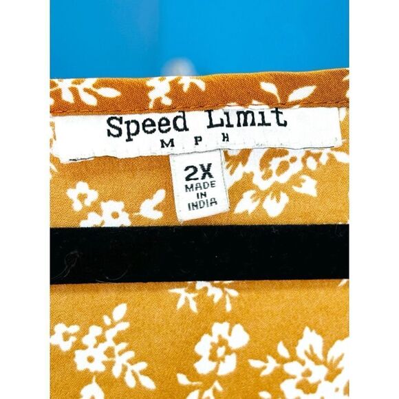 Speed Limit MPH Women’s 2X Copper Floral Lightweight Short Sleeve Boxy Top • GUC - Picture 9 of 12
